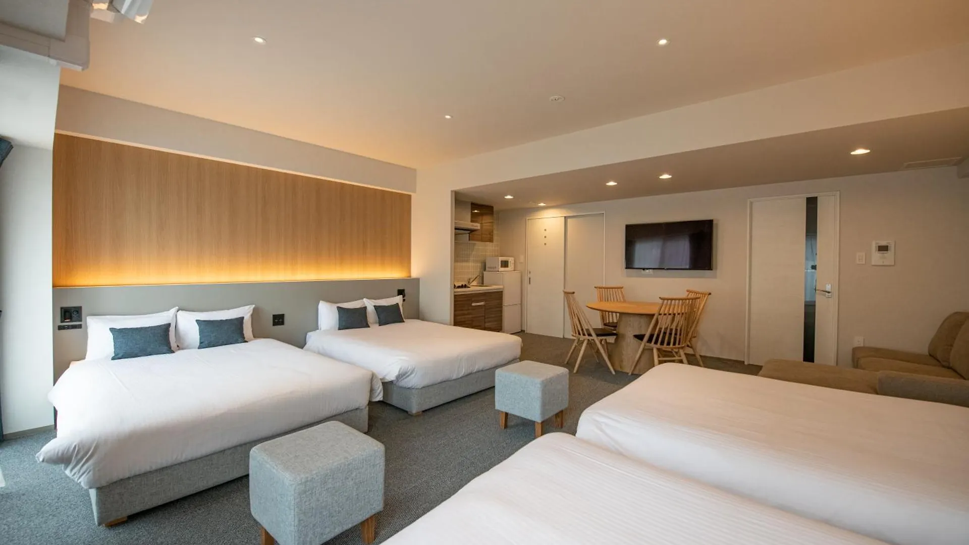 Nico Hotel Osaka 3*,